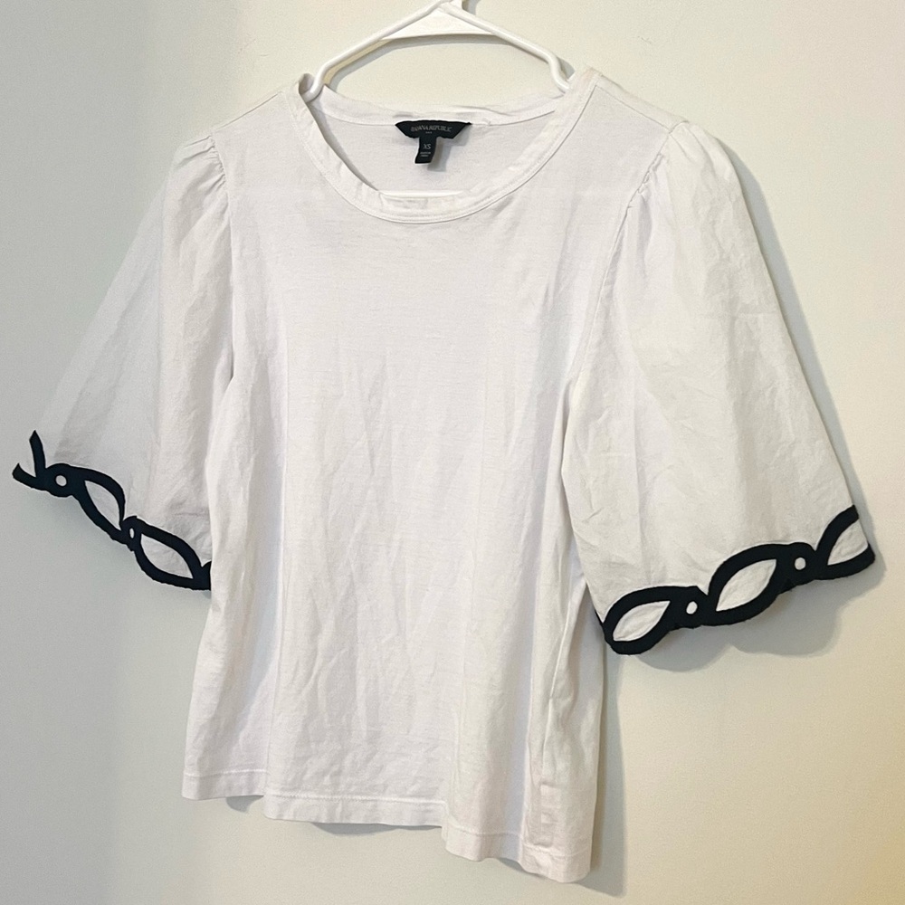 2/$30 Banana Republic- White Blouse Black Trim Wide Sleeve Top | XS - Picture 3 of 7